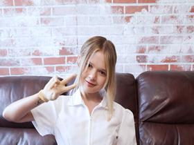 2年振りの再会で覚醒！？合法ロリT●kT●kerが淫乱化して限界スプラッシュ！！ココ（25）　サンプル画像18